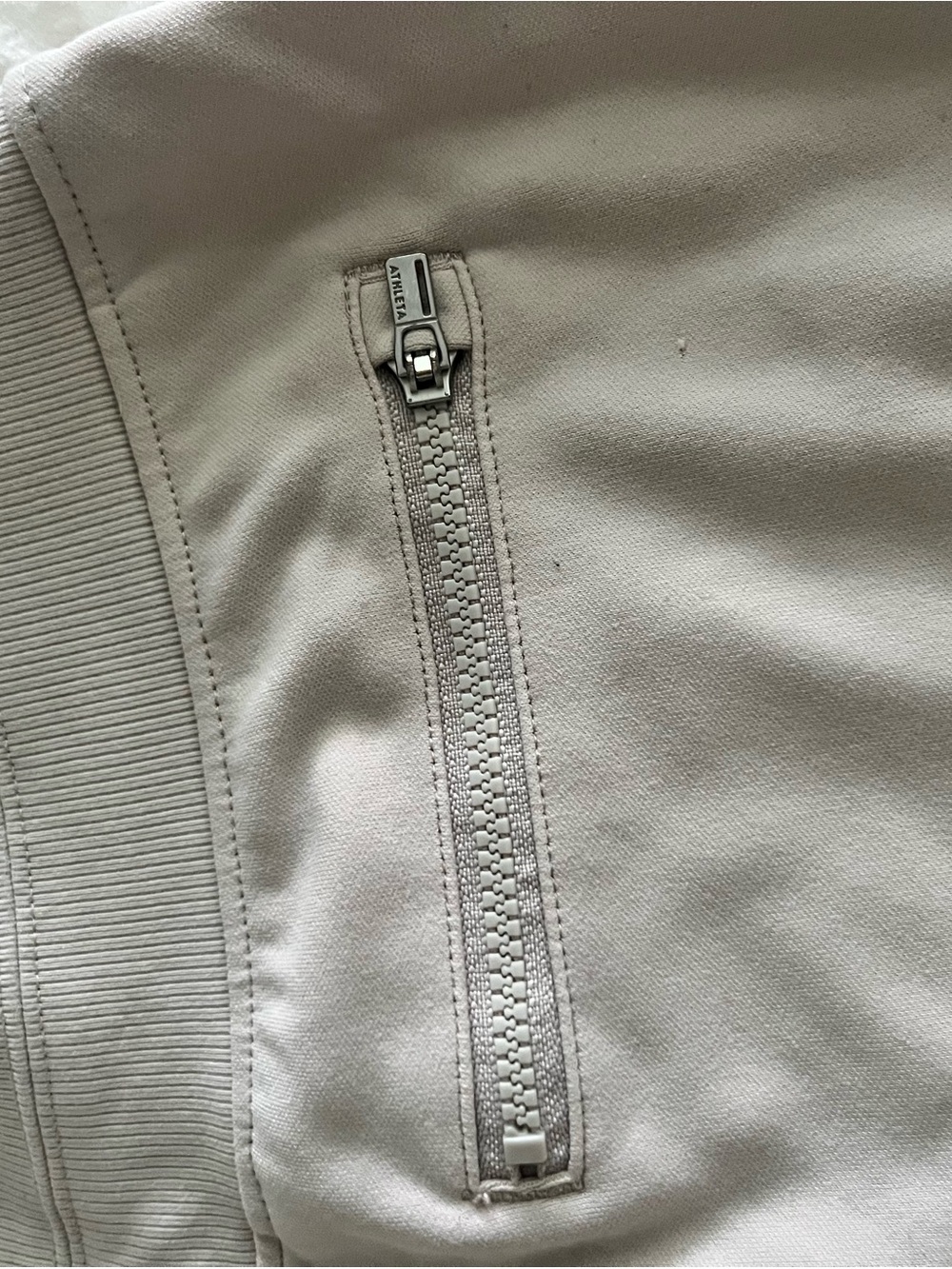 Athleta Venice Wide Leg Pull-On Pants in color Willow - Picture 10 of 12